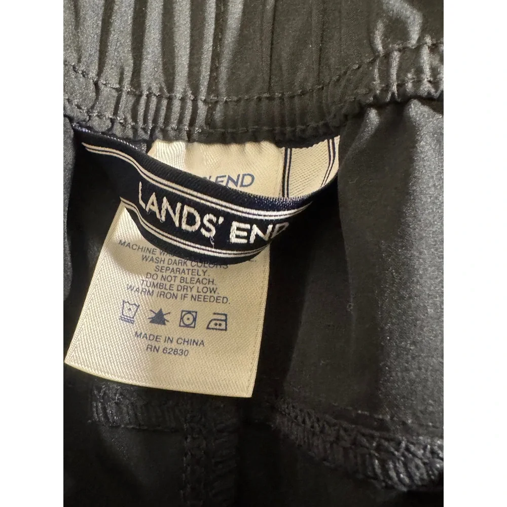 Lands End Womens 20W Black Active‎ Shorts Drawstring Pockets Stretch Hiking Gym